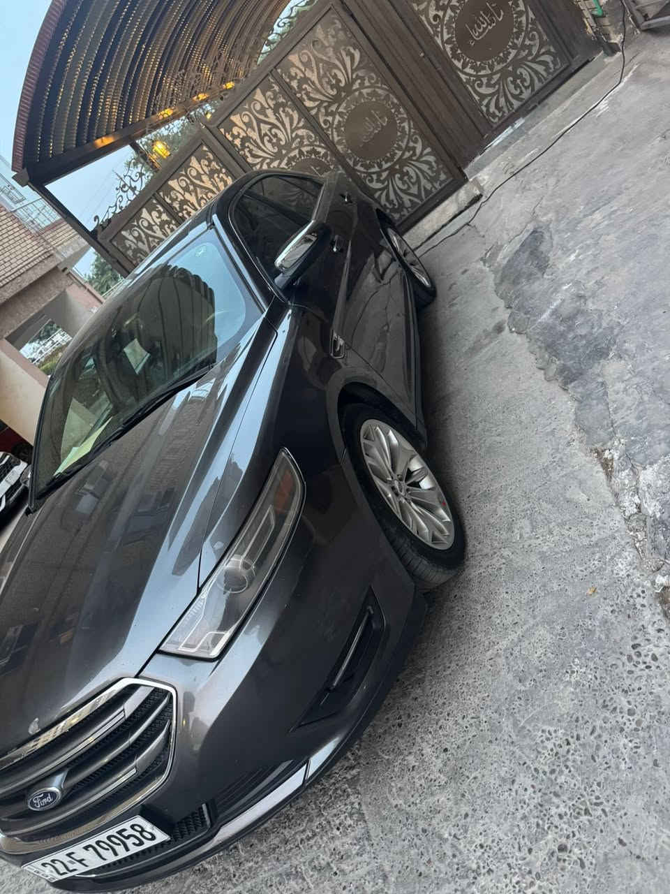 فورد تورس ليمتد فول للاخير 1/1
الموديل :2017
ناقل السرعة ؛أوتوماتيك سبورت
عدد السلندرات ؛ 6 سلندر
حجم المحرك: 3.5L
القدرة الحصانية ! 263hp
ظام الدفع ! امامي
دواخل اسود
الدواخل: 7الوان
بصمة ابواب وبصمة تشغيل+تشغيل عن بعد
نوع الفرش ؛ جلد - كهربائي - تدفئة - تبريد - مساج-سترين تدفئة وسادات هوائية ؛ 3 + 10 شاشة + رادار امامي وخلفي + حساسات قياس الإطارات ؛ 20انش
بردة خلفي
مصابيح ؛ رأس متحرك - إضاءة LED
بابين جهة السكن مصبوغ فقط
بصمه  وياها مالشركة
بدون دواخل بشرط
قطعه واحده ومبدله بلادي 
السعر 147 وبيهه مجال بسيط 
***********
غير متواجد على الفيس الاتصال على الرقم
