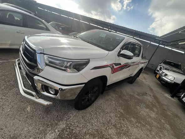 بيكم2023كيرتوماتيك
بدون صبخ بدون تعديل
كيرمحرك شه رت
مكفوله كفاله عامه بدون صبخ 
ماشي90كم
رقم سنويه جديد
سعر323مجال
***********
***********
عقره
