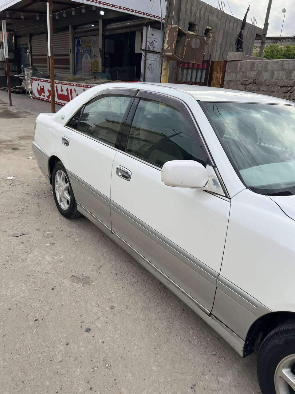 السعر115 وبيها مجال
سلام عليكم ملكه البيع رقم سليمانيه دولي بسمي السايره 

مكفوله كفاله عامه من كلشي موصفات  السياره ٣دكم عديه

تحويرت النجف بيه دشبول الامارات اصل شاصي ٧٥ بس به مكين وكير ففدي ٣٠٠٠ 

السياره جاهزه مال جنايه المكان النجف كوفه ***********
