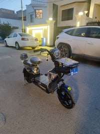 دراجه شحن نوع حجم 14استعمل قليل تجي تفحص كلشي شخطه وحده مابيه مابدل بي...