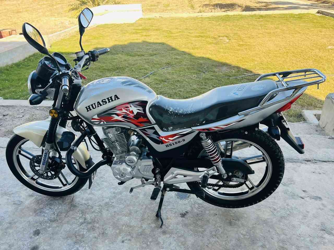 السلام عليكم للبيع ماطور هيوشه مسجل سنويه موديل 2023 مكفول كفاله عامه ما ممدود عليه اسبانه نشاط ورزانه فول ما بي نقص لو برغي جهاز مجهز تشغيل عن بعد بصمه المكان الفلوجه النساف السعر (1600وبي مجال بسيط)  الاستفسار *********** بي وات ساب
