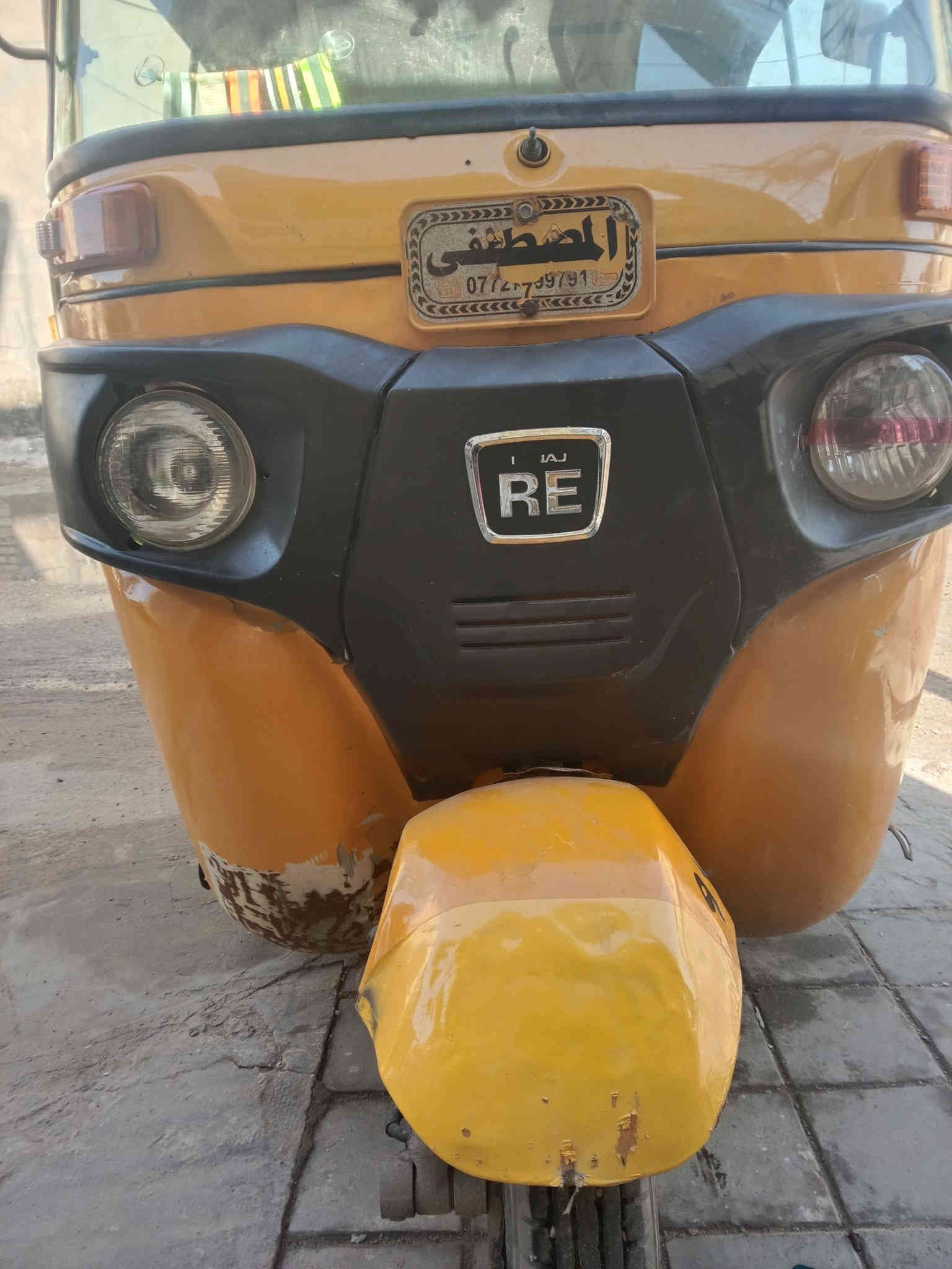 السلام عليكم شباب تكتك ٢٠١٩شهر ٥
سعر 3500 وبيه مجال بدون رقم ورقاق عنوان ام كبر 
رقم ***********
