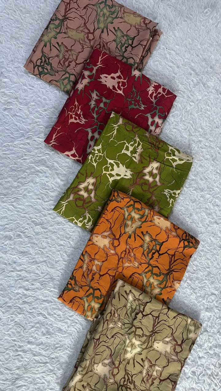 السلام عليكم 
كما عودناكم على كل ماهو جديد 
جديدنا اليوم للموسم الصيفي 
كشمير موديل ايطالي وباسعار مناسبه 
سعر القطعه (5000) فقط 
العنوان / بغداد الامين الثانيه شارع الارامل 
***********توجد خدمة توصيل
