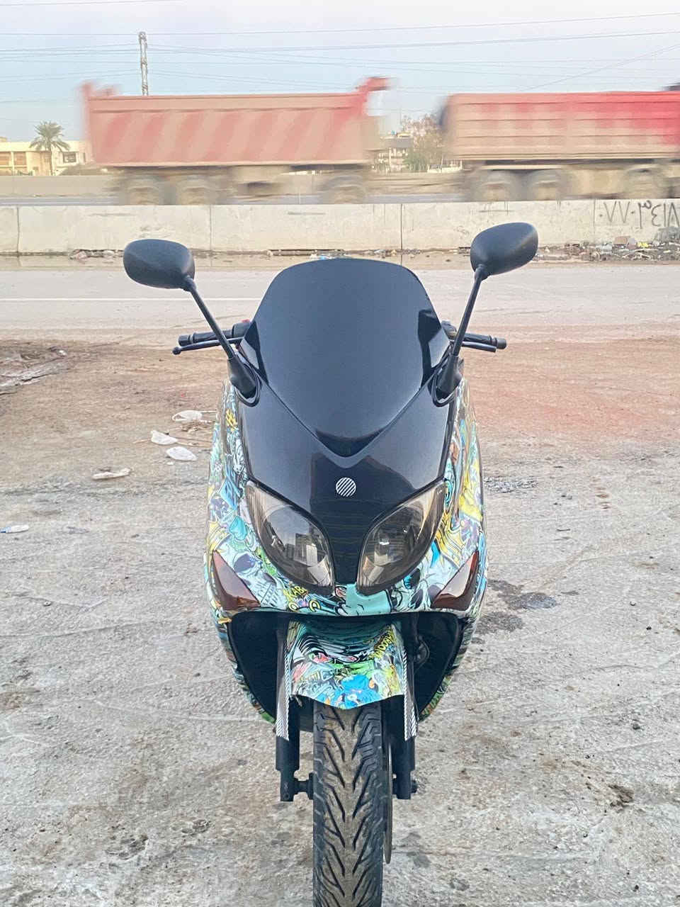 السلام عليكم دراجه تيماكس للبيع
موديل 2007 كابريتر 

دراجه نضافه فولل 

زوج تاير اندوسي جديد 

شراي جيب فيتر وياك و تعال افحص

***********
15ونص$ و بيها مجال قليل الشراي
