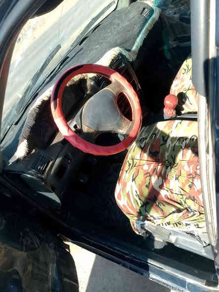 يالله سياره سيفيه للبيع موديل ١٩٩٤ كير ومحرك وحداديه مكفولة رقم بغداد الماني سنويه صاقطه قبل سنتين السعر ٣٠ مكان السياره الضلوعيه مكلف بنشر ***********
