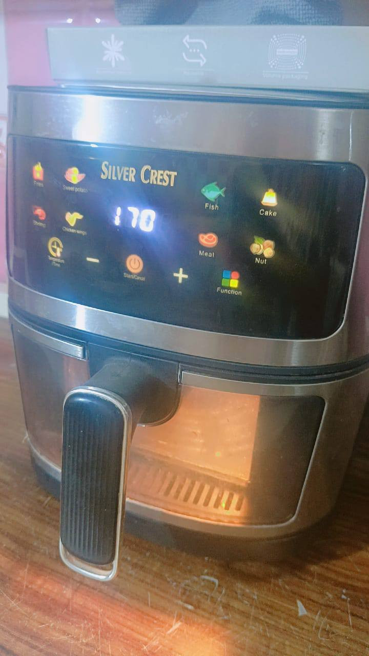 قلايه هوائيه سلفر كرست الالمانيه للبيع نظافة ميه بالميه اخت الجديده بكارتونها السعر ٤٥ وبيها مجال


**إذا كنت صاحب هذا الإعلان وتريد حذفه لأي سبب، رجاءا أرسل رسالة إلى الدعم الفني**