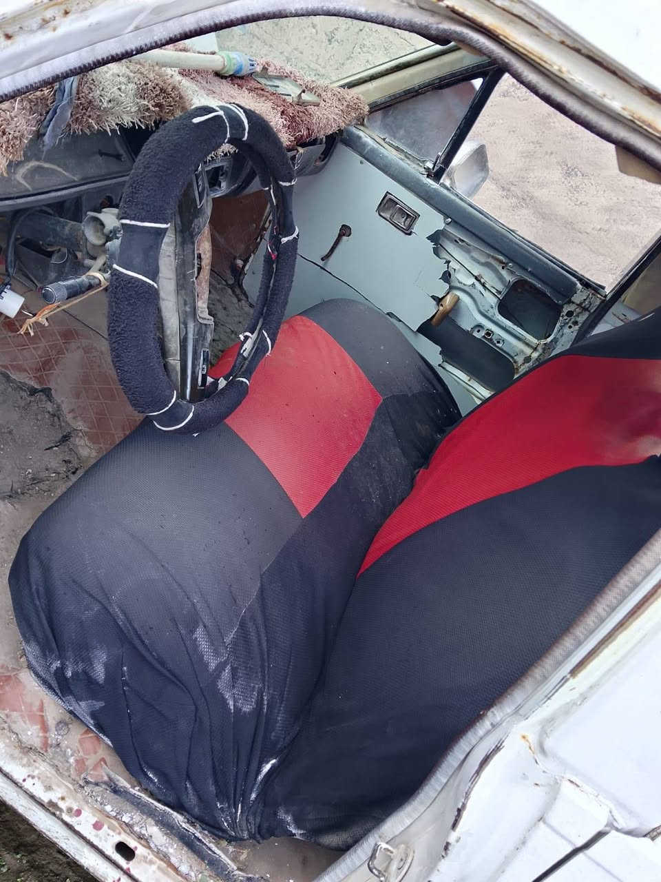 السلام عليكم تيوتا دبل قماره ٨٣ جاهزه بدون لوحات (تسقيط )محرك  گير اكسل الكل شغال كله نگره سلف ضمان عشائري فقط بدون ضمان حكومي  يعني حبل
السعر١٠ ورقات وبيها مجال ‏‪078-157-32542‬‏
***********
