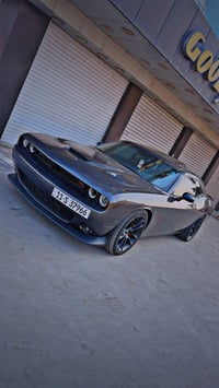 Dodge challenger Scat pack 2022 ماشيه 40 الف ميل  فتحه كشنات حضن قماش ...