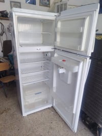 ثلاجة ١٤ قدم • استخدام قليل • النجف المكرمه