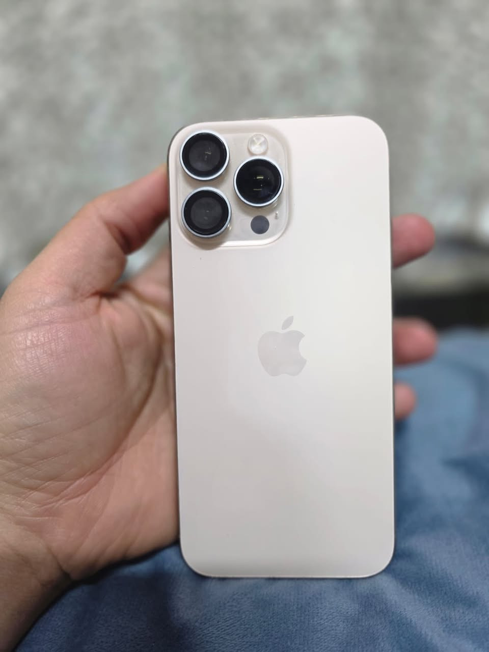 السلام عليكم
ايفون 16 pro max 

256

 بي نقطة بالشاشة و زر الكاميرا بس ماكو اي تأثير للبيع 

السعر 1.100 وبي مجال


**إذا كنت صاحب هذا الإعلان وتريد حذفه لأي سبب، رجاءا أرسل رسالة إلى الدعم الفني**