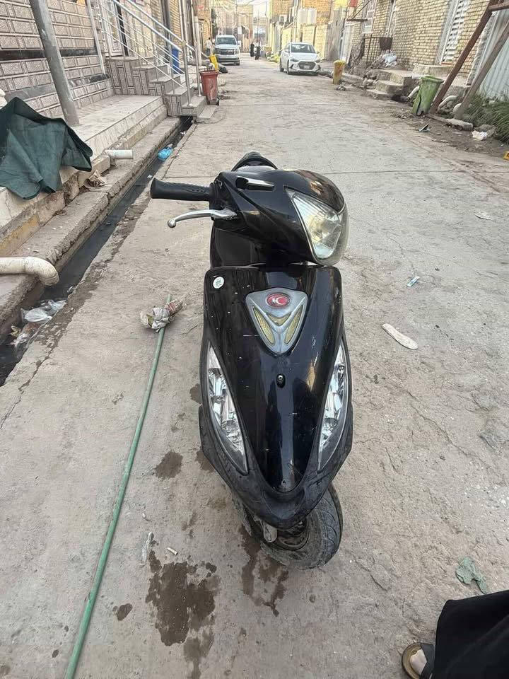 السلام عليكم دراجه كامكو v2 نضيفه مكفوله كفاله عامه  مديل 12مكانه شطره  غير متواجد عل الفيس رقم  صاحب الدراجه  ‭0781 578 9180‬
