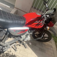بوكسر موديل ٢٢ دراجة متروكة وبيه دخان  خفيف من تحمه يروح اوراق ضايعه  ...