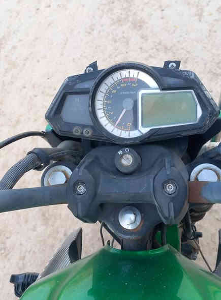 سلام عليكم دراجة للبيع سعر ٦٥٠ مكان دراجة الحفريه شارع ٢٠ ***********
