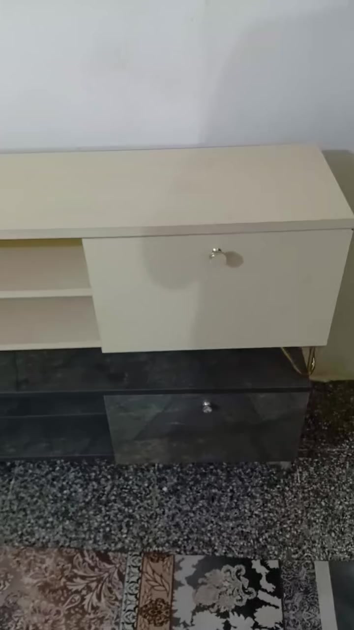 ميز تلفزيون تركي درجه اولى HDF
قياس 140سانتيم 

وقياس 120سانتيم 

سعر الواحد 65الف 

والتوصيل مجاني الباب بيتك 

توصيل فقط داخل كربلاء المقدسة 

للاستفسار الاتصال على الرقم 

***********
