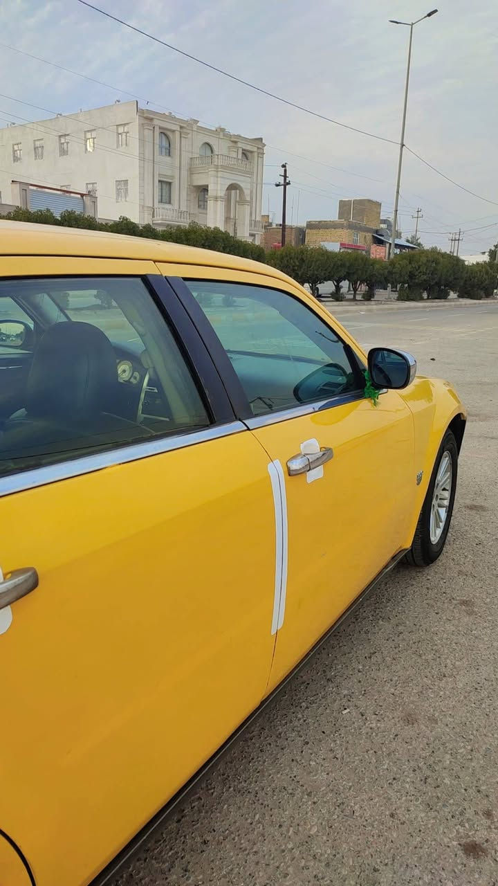 أّوٌبًأّمًأّ‌C300🧡
2010 أصل السياره كفاله عامه ماعده
 شبر بالجاملغ الامامي من جه السدر 
1 _ گير - محرك - اكسن - مكفول
2 _ منضومه تبريد جديده 
3 _ رقم نگليزي أنبار السياره بسمي تحويل ثاني تريد وكاله بكيفك
4 _ غرامه مصفره ماعليها غرامه 
5 _ لايت زنون
6 _  عضمه السياره ونصبه تخبل 
السـعـر 115 للاستفسار تصال على الرقم 
رقم الهاتف: ***********
رقم الهاتف: ***********
