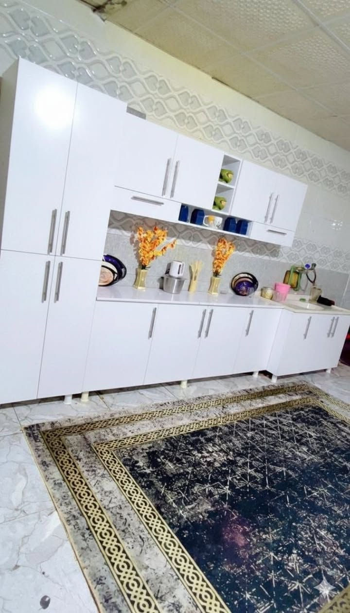 كاونتر مترين ونص مع سنك متر و٢٠سم مرمر 

توصيل بغداد ومحافظات 🎁🎁


**إذا كنت صاحب هذا الإعلان وتريد حذفه لأي سبب، رجاءا أرسل رسالة إلى الدعم الفني**