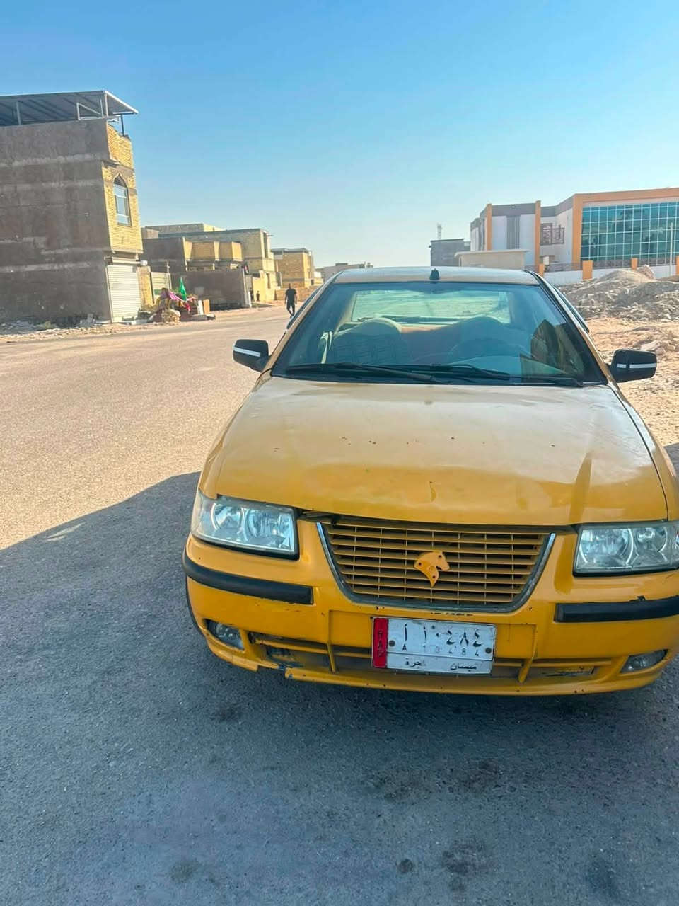سمند ٢٠١١ 
مكينه بيها تنقيص قليل بس حلوه نظيفة
كير حداده تايرات 
البدي شوف العين
هيئة ع المشتري
السعر 16 ورقه وبيها مجال
البصرة / القبلة
***********
