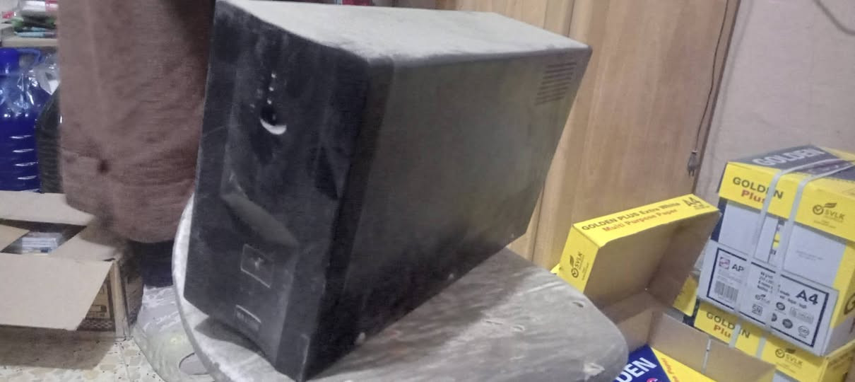 حاسبه للبيع معه يوبي اس وشاشه رقم *********** مستعجل عله بيعته ورخيصه
