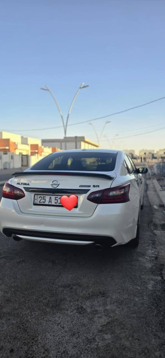 السلام عليكم التيما 2018
فئة SR MIDNIGHT ابيض تجي محرك محسن
رقم كركوك انكليزي باسمنا تحويل وكالة شرط تحول من اي مرور بالعراق 
المواصفات
شفتات
تحكم ستيرن 
كشنات جلد و كهرباء 
شاشة جبيرة
رادرا مثبت سرعة
كشنات هيتر 
السيارة عليها ادمة كاملة
دهن كير وبلكات ونوزلات كامل 
وشادلها براد كير ايضا ب اتحاد التيما
دينار متصرف عليها
ماشية 147 كيلو متر 
الضرر بنيد تعديل بسيط فوك لايت فقط و جاملغ تعديل بارد
شرط لا دواخل ولا كلشي سيارة ع وضع شركة
السعر 138 وبيها مجال بسيط 
للإستفسار ***********
