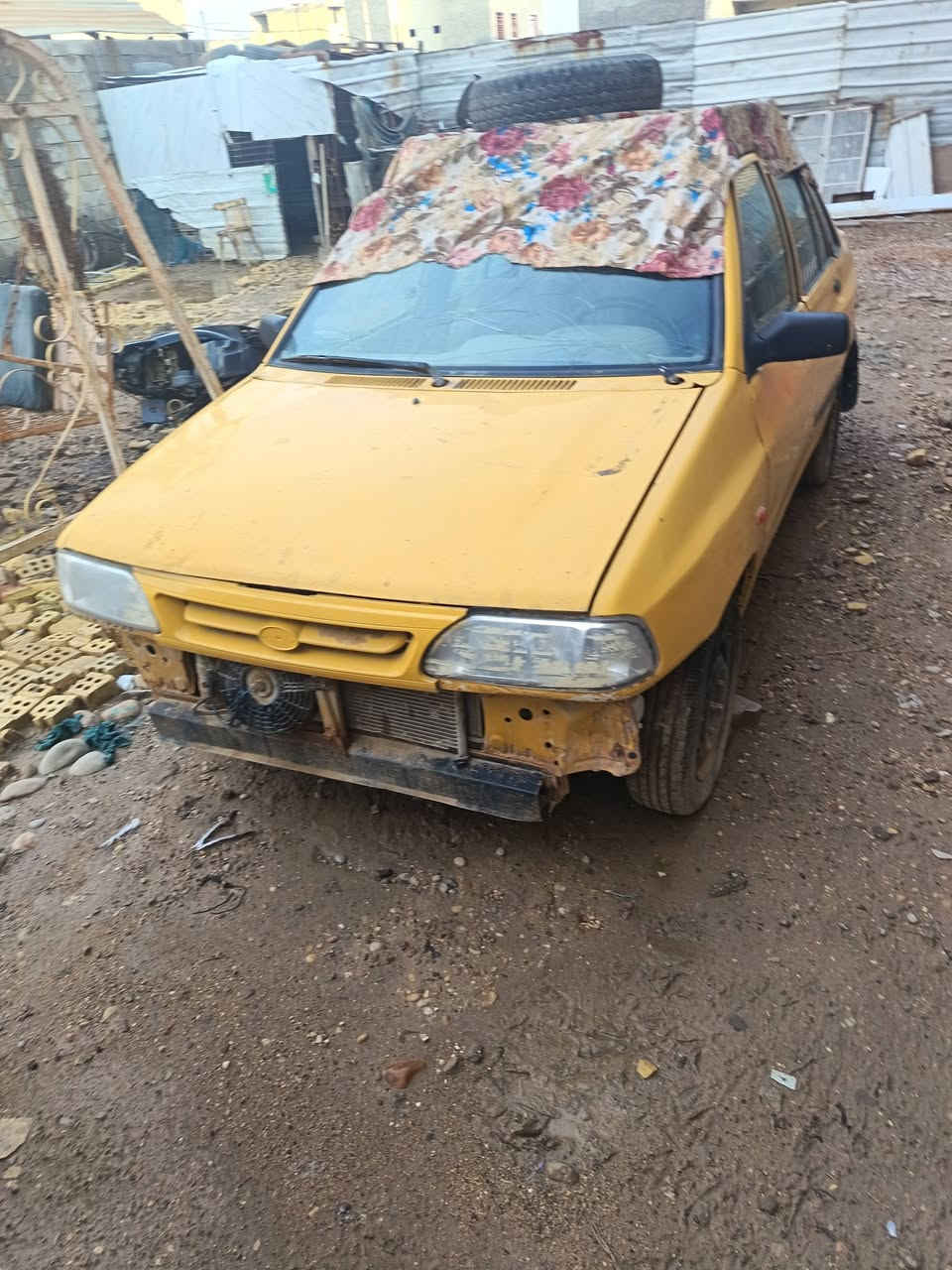 السلام عليكم سايبه مديل ١٢ رقم احمر تحويل لسياره محرك جديد كير تخم تاير باتري جداد السعر ١٦ ورقه مطلوبه ٧٥٠ لف هيه على المشتري مكاني بغداد رواد الصابيات قرب جسر الدوار خلف بانزيخانه سما الكاظميه ***********
