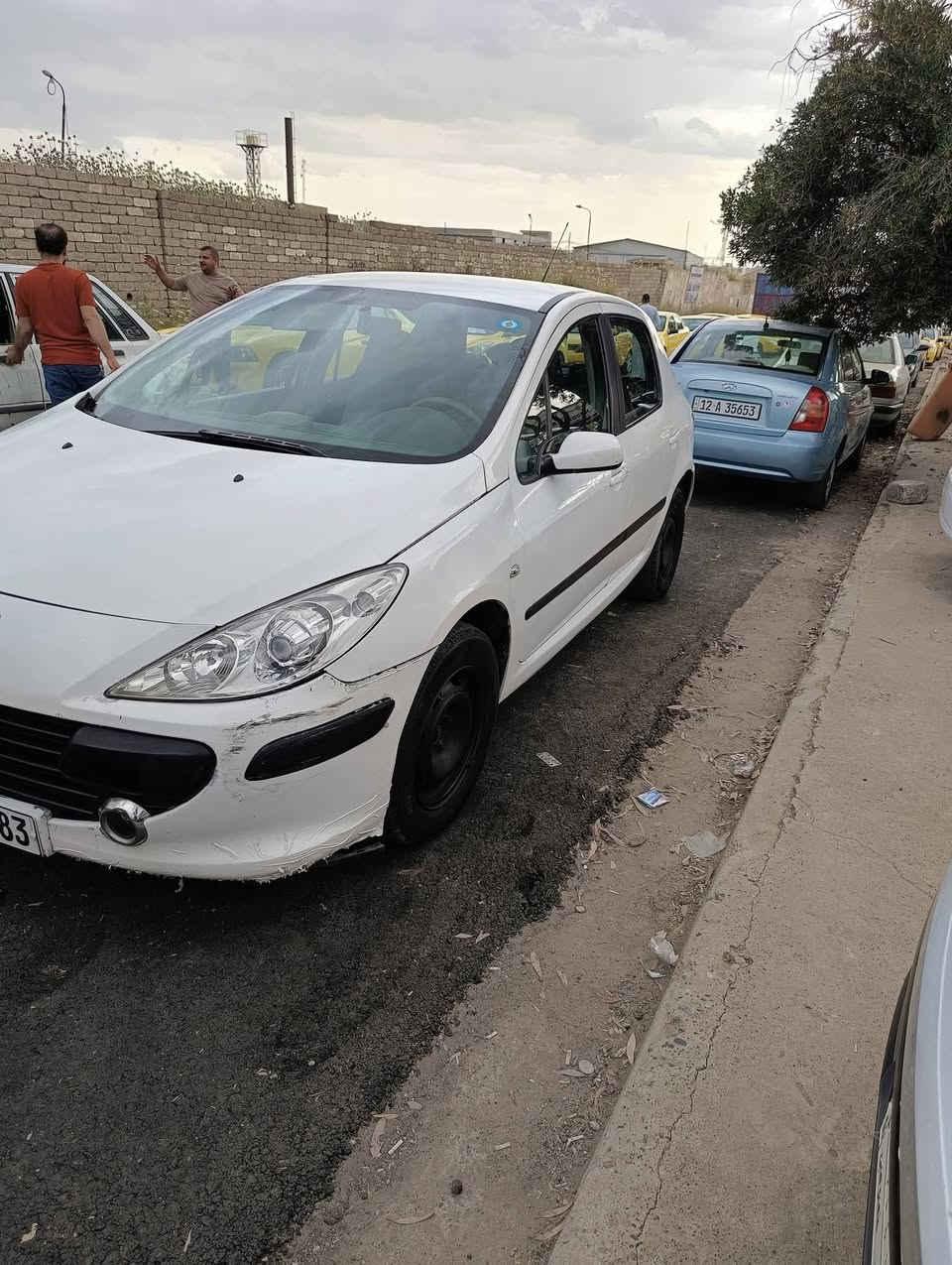 السلام عليكم للبيع بيجو فرنسي حجم 307 موديل 2006 سياره جاهزه كير محرك كهربائيات كله شغاله حداديه جديده سياره جاهزه على وضع الشركه رقم بغداد مشروع وطني تحويل مباشر  السعر 46 
مكاني كركوك 
الاتصال ‎0774 284 6328

