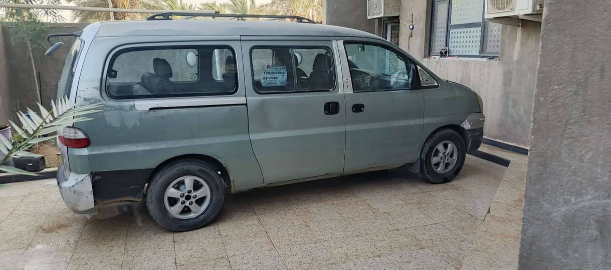 ستاركس
موديل 2007
تخم تاير جديد 
تبريد جاهزه عوزهة غاز
باتري جديد 
رقم ذي قار صدامي شرط التحويل
سياره ما بيهة حادث قوي ابد بس طخات
السعر بلاش بلاش 45قفل 
مكاني ذي قار قلعه سكر الشراي يتصل براعيهة ***********
