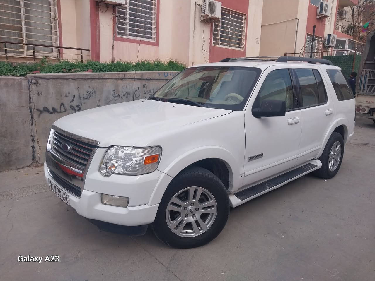 السلام عليكم فورد اكسبلورر ٢٠٠٩بيه ٣قطع بدون دواخل السعر ١٠٣
الاتصال ***********
