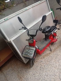 مطور شحن • نضيف • بطاريات اضافية