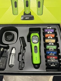 مكينه srt جديده  مثل مموضخ بلفديو  للبيع سعره ٨٠ الف. وبيه مجال قليل  ...