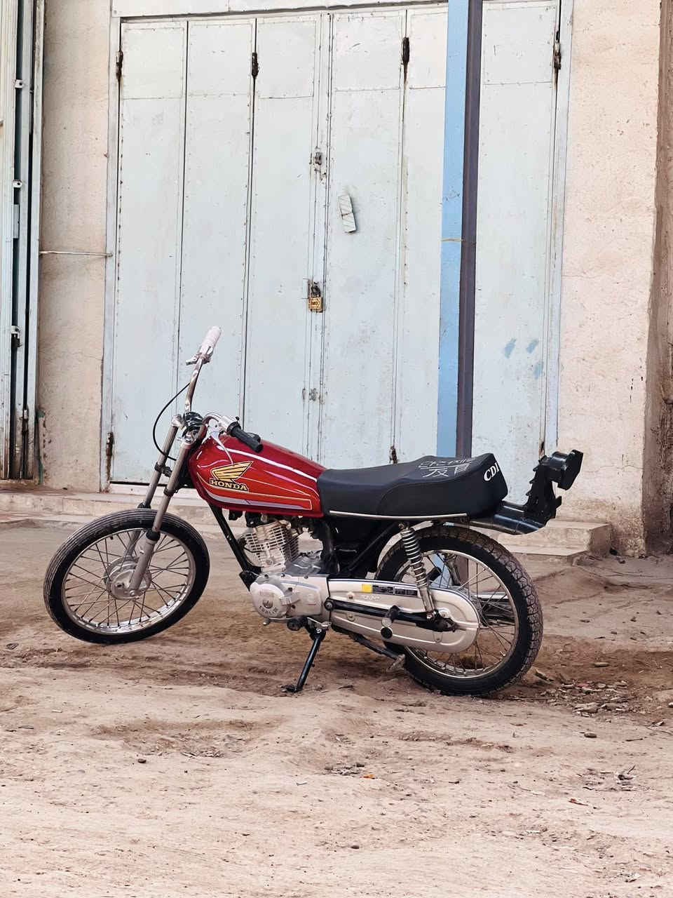 سلام عليكم دراجه للبيع اوراق اصولي ***********
