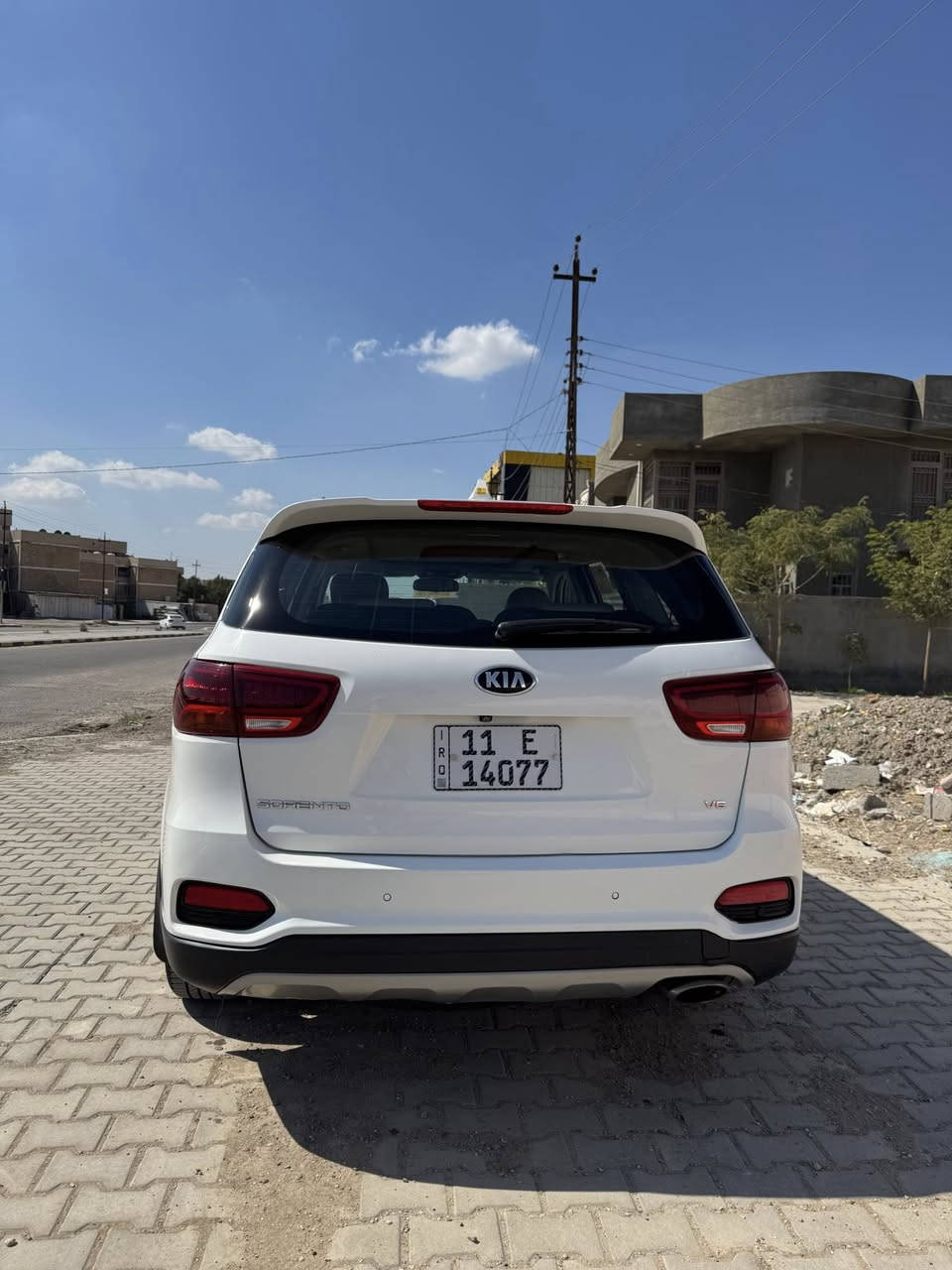 سلام عليكم                                                                      سورنتو مديل 20 بسمي وتحويل ثاني يوم محرك 6v سياره فول اعلى فئه كشنات جلد لونين تدفئة وتبريد الكشنات القماره بنرامه كامرات وحساسات محيطيه شاحن لاسلكي صدر وحداديه  الكير والمحرك  مكفوله السيارة معروفة مواصفاتها السعر خاص                                                              رقمي ***********.                                                          ***********
