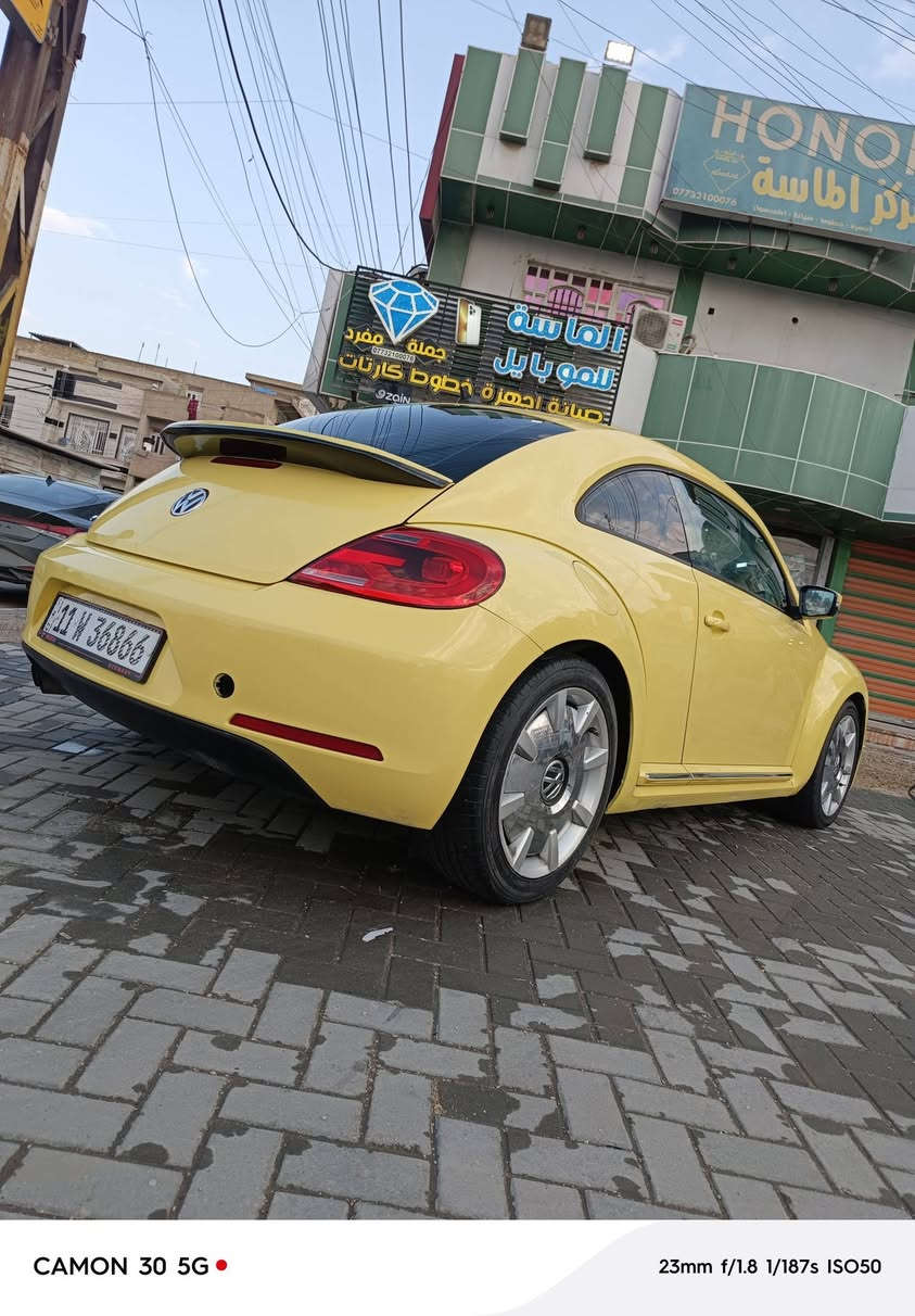 سلام عليكم اليمونيه 🍋 للبيع بيتل 2012 محرك 5سلندر محرك وكير خير من الله تبريد ثلج حداديه نضيفه السياره بصمه دمام بلادي ويل بلادي بيه صبغ قطع السياره كلشي بيهه شغال وصور حادث موجوده بدون دواخل ابد السياره جاهزه السعر 98 
رقمي ***********
