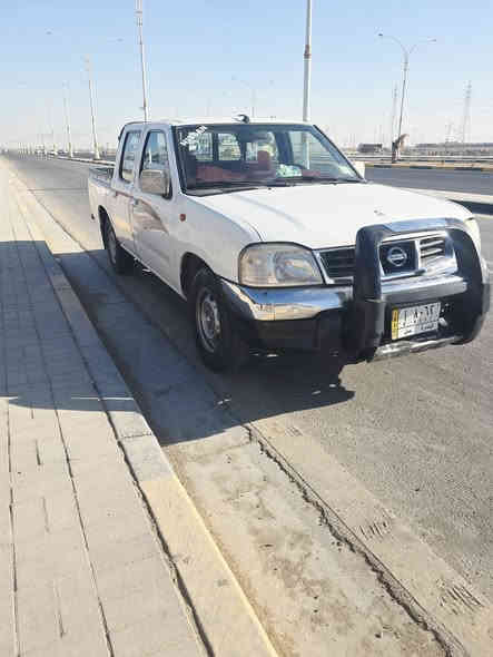 السلام عليكم نيسان مكفوله من الضربه والتبديل بيها دحجات بسيطه موديل  2008   السعر 110 الاتصال ***********
