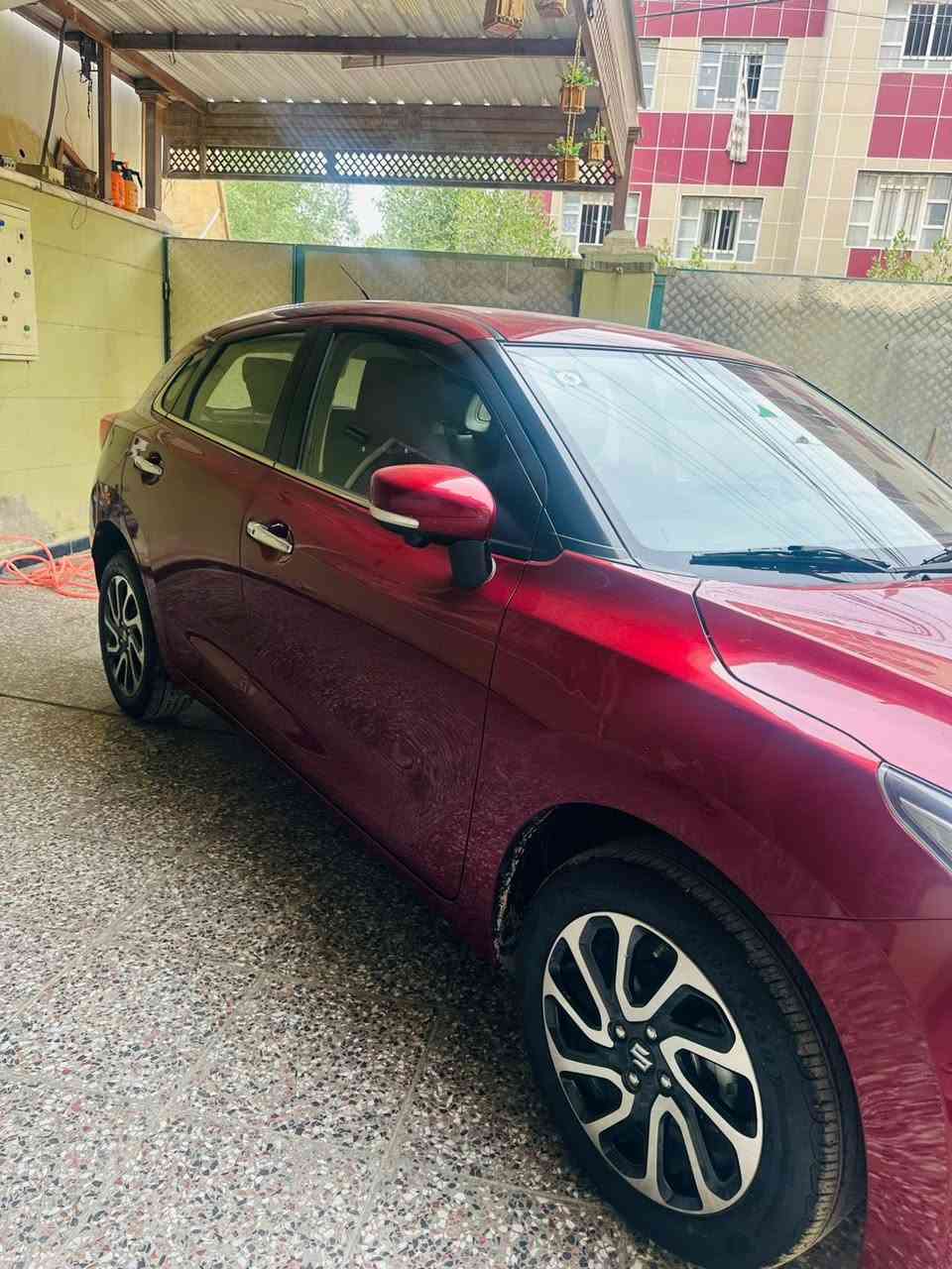 سلام عليكم
سيارة حره باسمي تحويل مباشر
للبيع سيارة سازوكي بالينو 2023
فول مواصفات عد فتحه
ماشية 20 الف 
سيارة نطيفه (مكفوله كفاله عامه)
العنوان بغداد البلديات حي تراث
الرقم ***********
السعر 125وبيه مجال بسيط
