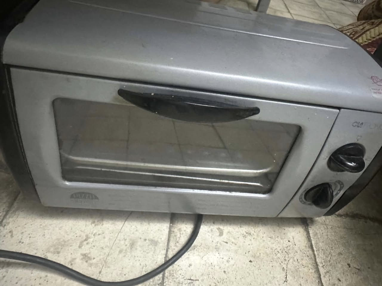 اغراض منزليه للبيع
1-المروحه ب 10
2-فرن ب 100 
3-فرن الصغير ب 35
4-قنفه ب15
5-اوتي ب 25
6-مكينه خياطه ب 50 
العنوان موصل حي النجار


**إذا كنت صاحب هذا الإعلان وتريد حذفه لأي سبب، رجاءا أرسل رسالة إلى الدعم الفني**