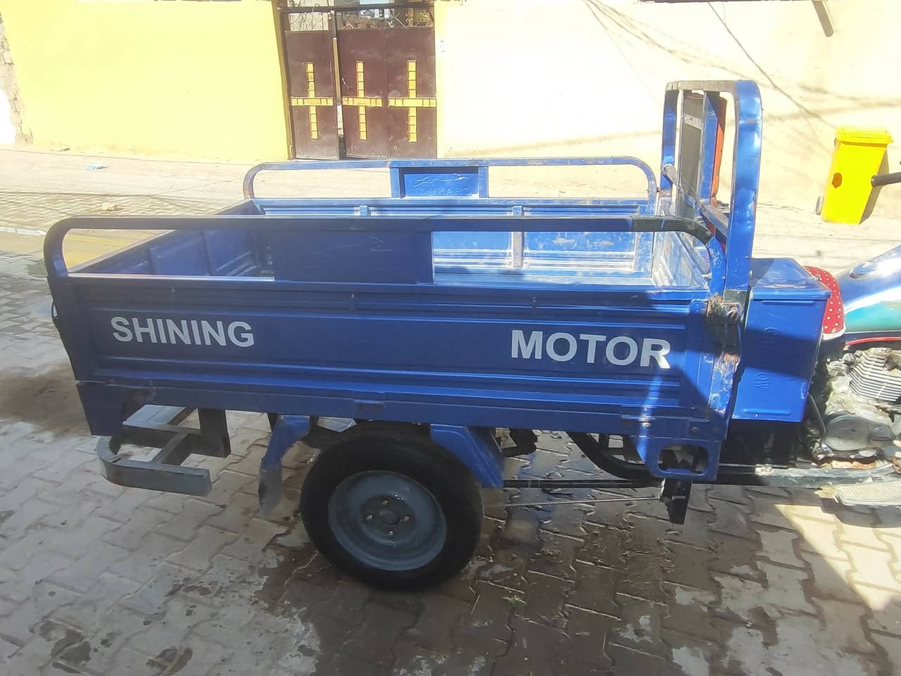 ستوته للبيع 2023 مرقمه رقم انكليزي بيها فطر بل ركبه زغير مكان الستوته النجف الرضويه السعر مليونين وبيها مجال اني مكلف بل نشر رقم صاحب الستوته ***********
