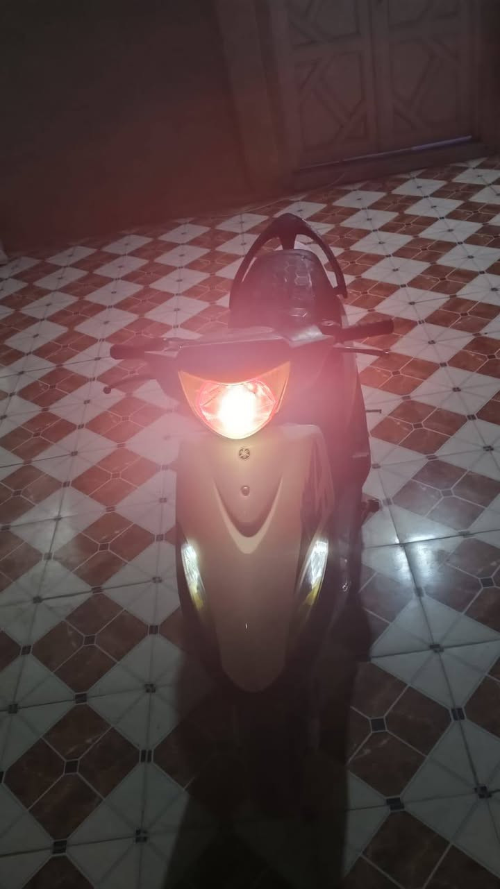 ماكس عدله للبيع مفتوحه سعر 450 بيها مجال قليل مكان كرنه جسر نهيرات ***********

