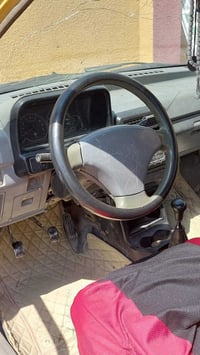 للبيع سياره عمو رقم المانيه  سنويه عاج تراي وكهربايات  و تواير نضيف كل...