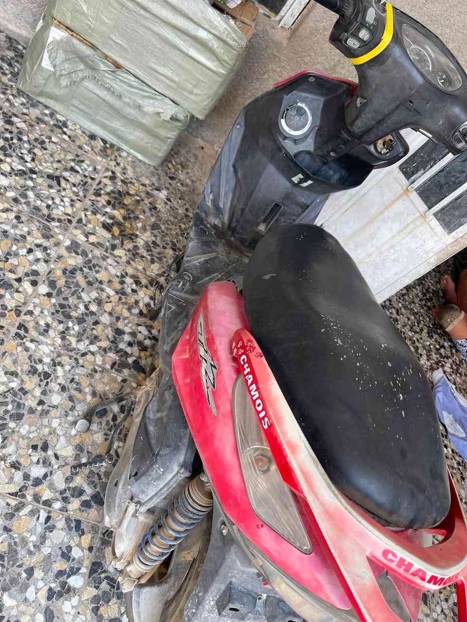 سلام عليكم للبيع بيه دخانة بيضة يرادله ترتيب الدراجة شغالة سلف هندر  كهربايات شغالة مكان العبيدي سعر 350 رقمي ***********
