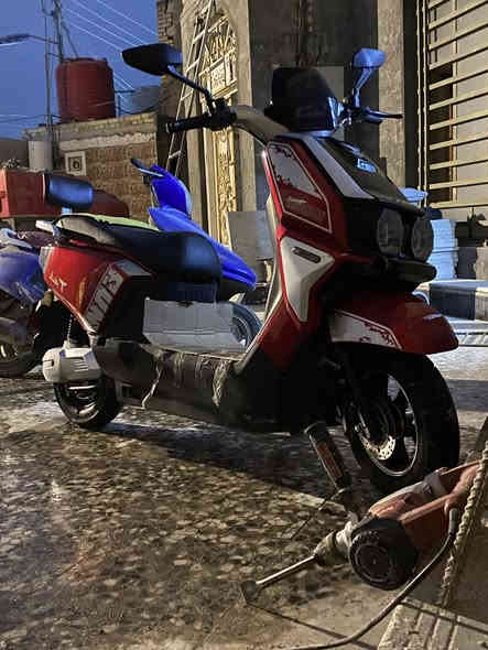 للبيع 
دراجه سوبر سكوتر 
السعر 800 وبيه مجال 
مكاني البصره الزبير 
بطاريات عدد 6
دبل اشاره 
بصمه عدد 2
نظام بك خلفي 
نظام تحديد اعطال في الشاشه
الدراجه حلوه وجديده وما صار هواي من اشتريتهة
الدراجه كفاله ما عده مكان تبديل النمره مكسور وما بيهة شي 
رقمي ***********
