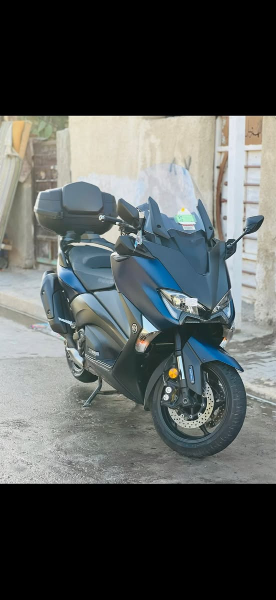 سلام عليكم تي ماكس 2019(sx)  نضافه 95 بالميه تخم تايرات مشلن ياباني اصلي تدفئه يدات نضامABS
ماشيه 35 الف 
وبيه ملاحضه فطر زغير بلكفر من نزلت من المعرض موجود بصور
عنوان بغداد شعله
رقم *********** بي واتساب
