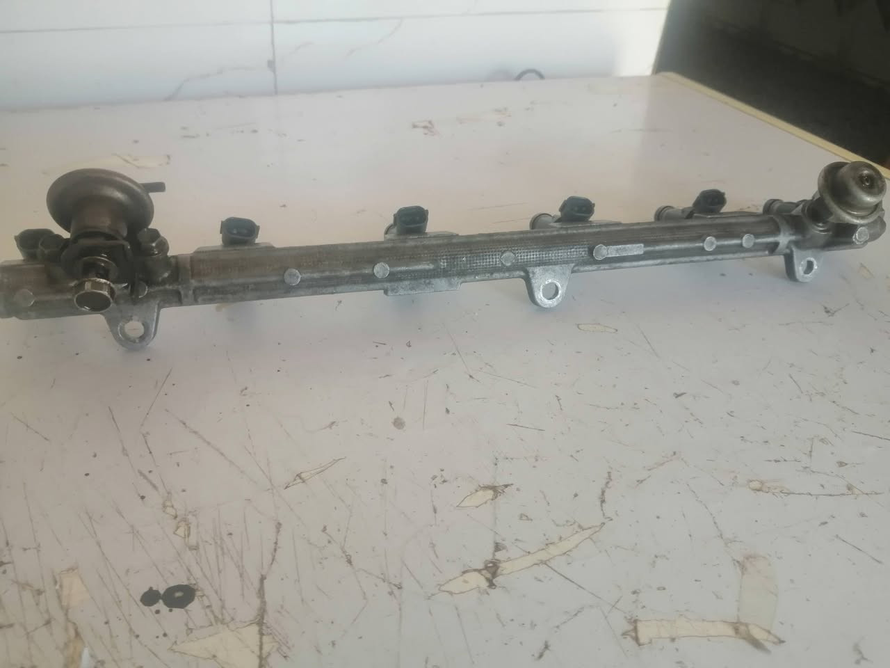 من رخصت الادمن  مسطرة نوزلات للبيع  ( فيفي تي 2500  ) نظيفة جدا شرط على الشغل والفحص لالاستفسار   هاتف 📞  ***********
