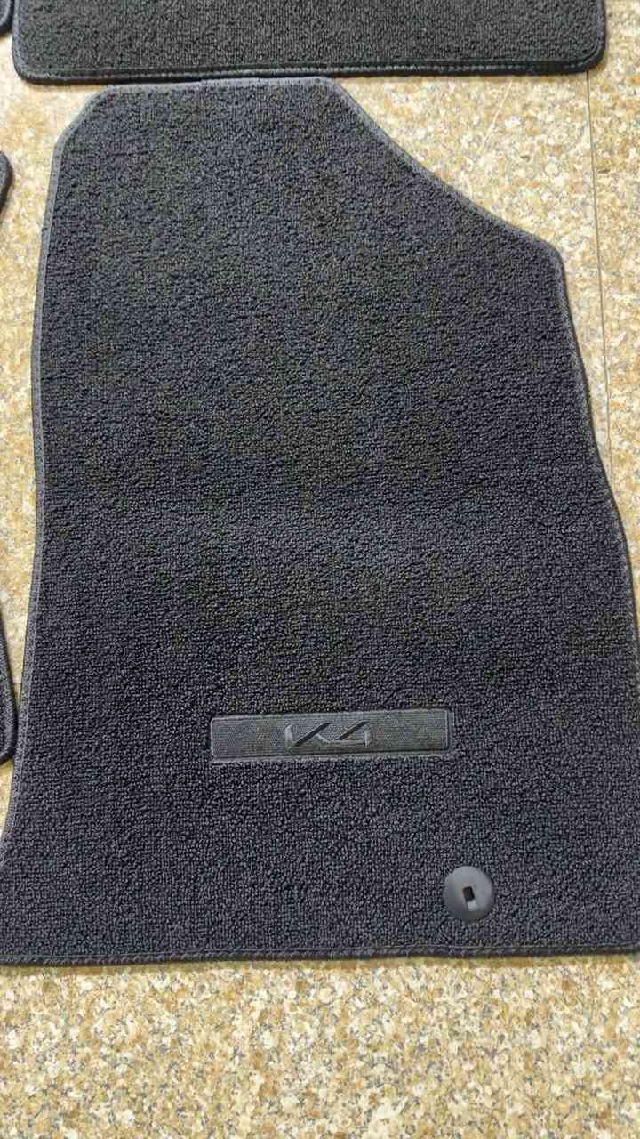 السلام عليكم ارضيات كي 4 2025 اصلي مكاني الناصريه السعر 50 وبيه مجال ***********
