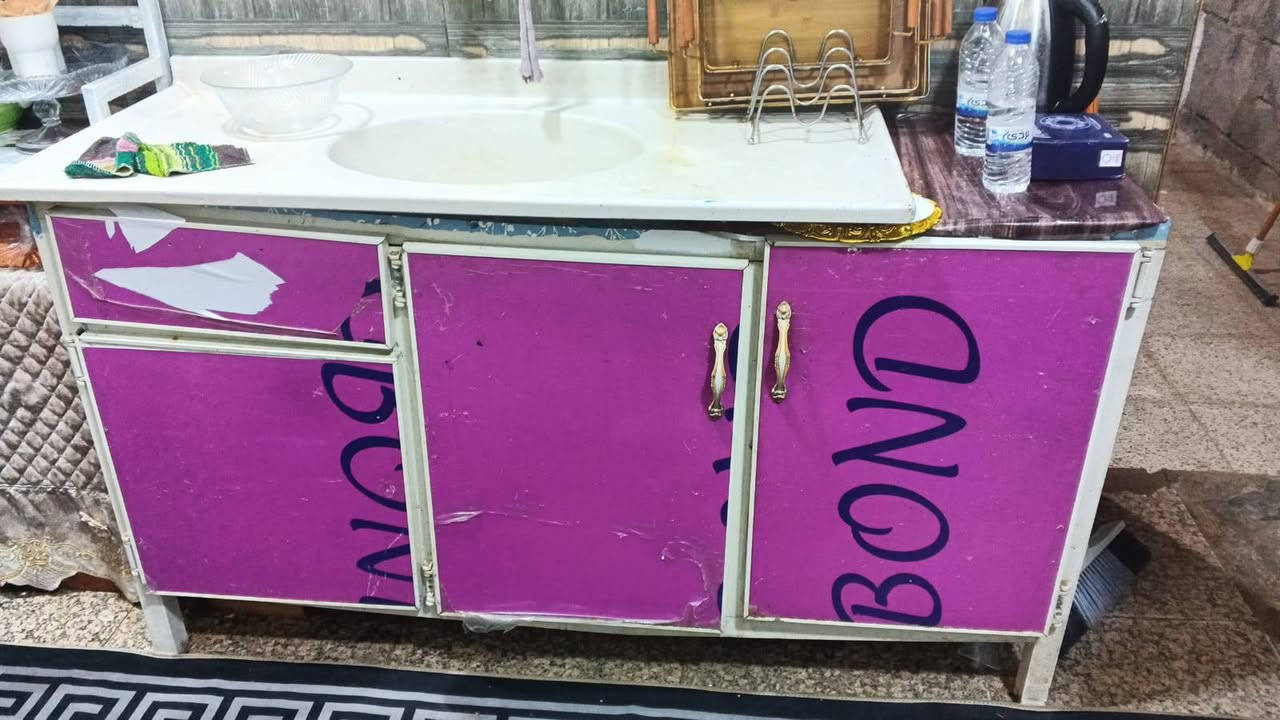 كاونتر السعؤ 75 جربايه وميز مرايه 75 ***********
