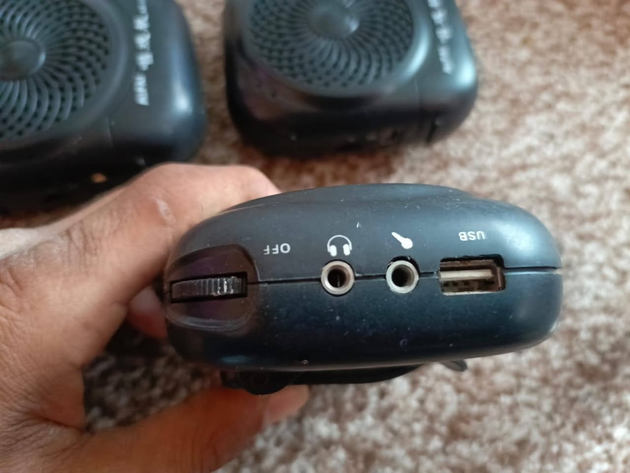 ام بي ثري صناعه يابانيه اصليات 3 قطع يشتغلن كهرباء وعل بطاريه ليثيوم متنقل ويشغل ميكروفون  شلعه ابيعهن 40 الف ويه التوصيل


**إذا كنت صاحب هذا الإعلان وتريد حذفه لأي سبب، رجاءا أرسل رسالة إلى الدعم الفني**