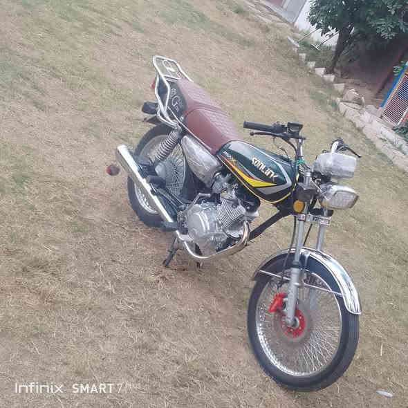 السلام عليكم دراجه تايكر للبيع موديل 23 اوراق كامله 
السعر 625 وبيها مجال  ***********
