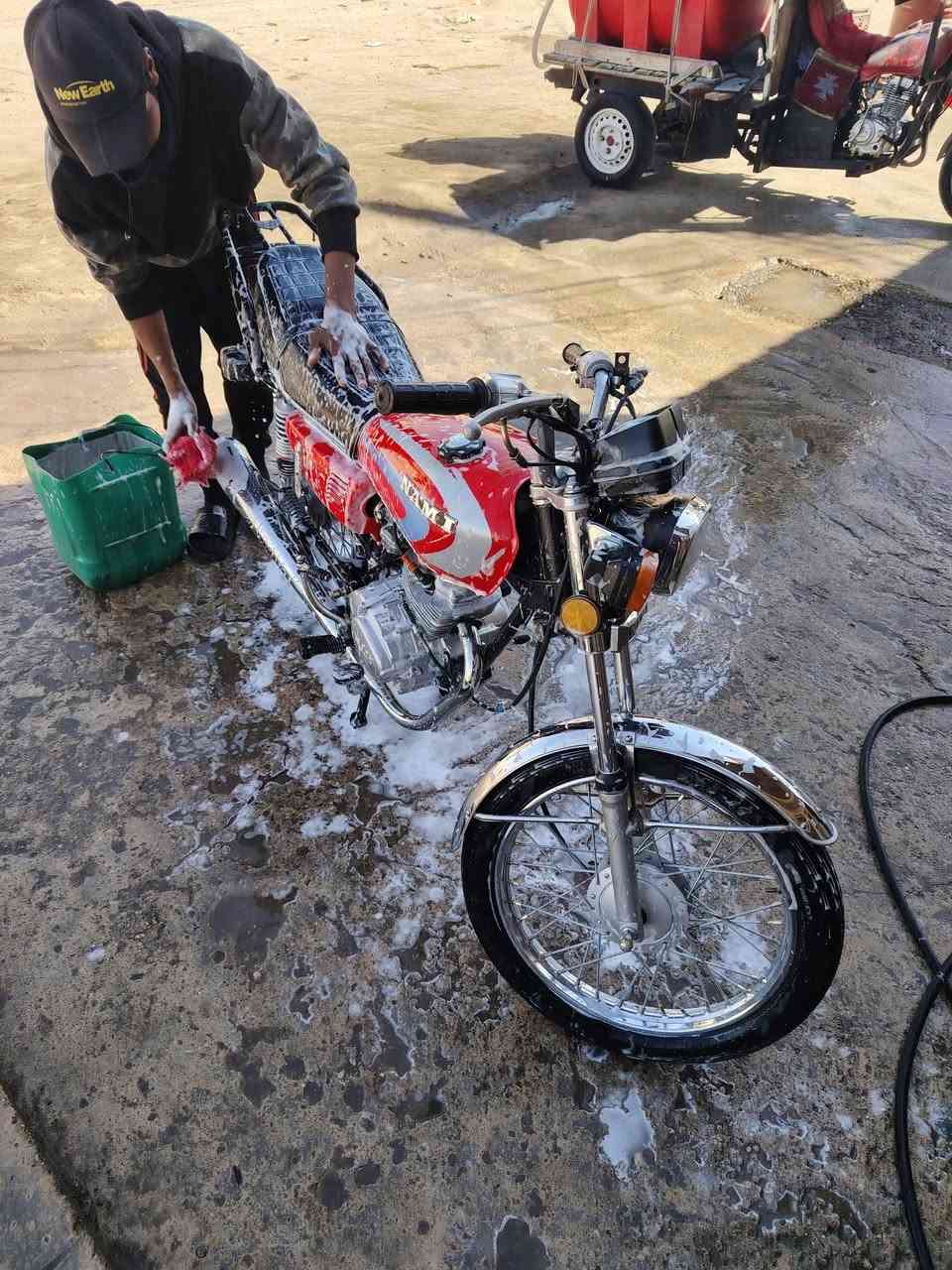 دراجه نامه 3 احرف باب اول
مكتوب على الشاصي ايراني
كهربائيات كلها شغاله
اوراق اسكنر
موديل 23 
ب500 و50 وبيها مجال
مكاني كربلاء. الساهرون


**إذا كنت صاحب هذا الإعلان وتريد حذفه لأي سبب، رجاءا أرسل رسالة إلى الدعم الفني**