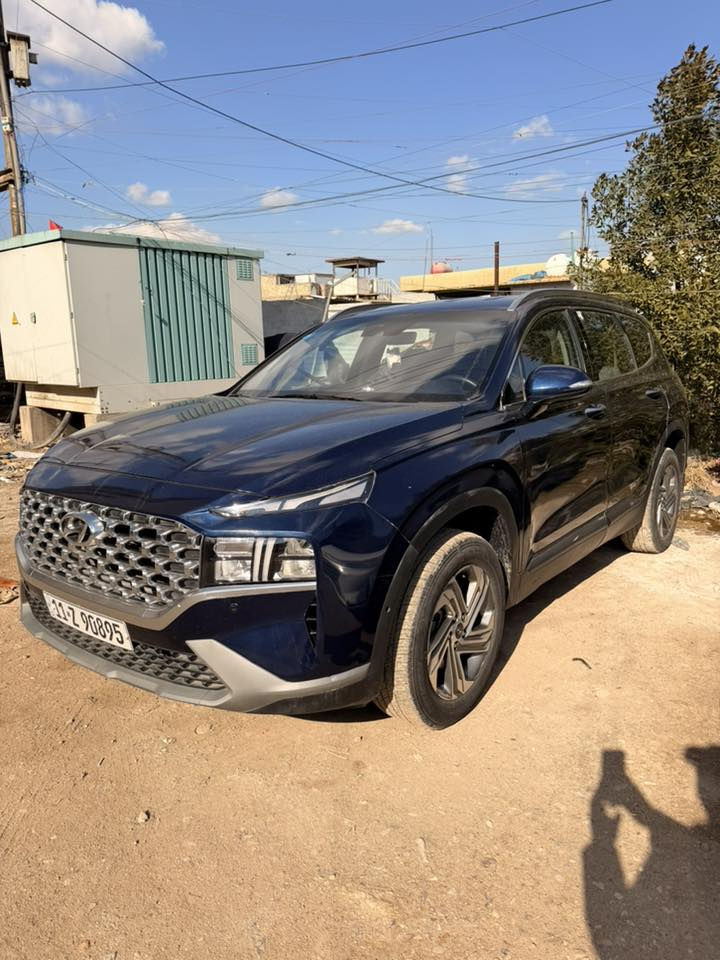 سيارة
سنتافي2023 
رقم بغداد  الجديد
 
 وارد أمريكي  

ضربتها جاملغ وبنيد يعني اربع قطع صبغ
المواصفات..... 
* مقاعد قماش
*بصمة 
*محرك ٢٥٠٠  
* لد نهاري بك لايت لد اضاءة زنون 
*رادارات امامي خلفي وجانبي مانع تصادم وتحذير تصادم 
*خمسة راكب   
*الشاشة كبيرة ابل كار بلي... 
*وضعيات قيادة...... 
*تدفئة  مقاعد  إمامية..... 
* نظام النقطة العمياء..... 
* مقاعد  كهرباء  امامي سائق فقط..... 
* تحديد  المسار 
*قيادة ذاتية..... 
* تبريد منفصل مناخي..... 
*التشغيل عن بعد 
* صندوق كهرباء...... 
*اوتو هولد توقف ذاتي.... 
*كير بيانو  دكم...... 
* كامرا  دواره
* شاحن واير ليس..... 
*قطعتين تبريد..... 
*حساس اطارات......  
* نظام اطفاء المحرك (A) ذاتيا في الازدحامات لتوفير الوقود
* شاشة تدعم Apple Car play و Android وبلوتوث مدمج والأوامر الصوتية
* مفتاح ذكي بصمة + التشغيل عن بعد....... 
* هاند بريك بصمة  
* الشاشة الوسطية حجم كبير مع دعم الملاحة بالخرائط GPS وبوصلة للاتجاهات
* شاحن هاتف wireless
* مخارج شحن USB وتشغيل الميديا
* منافذ للطاقة كهرباء 12فولت ومنفذ 110 فولت
* لايت زينون  

العنوان بغداد 
***********
موجود وتساب
