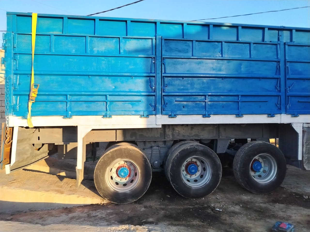 السلام عليكم عربانه للبيع المانيه شاصي مكفول كاعيه جكر جديده الطول ١٢ ونص دنكيرين مجموعه واحد لعاب *********** السعر ٦٠ وبيها مجال مكاني سامراء الحويش
