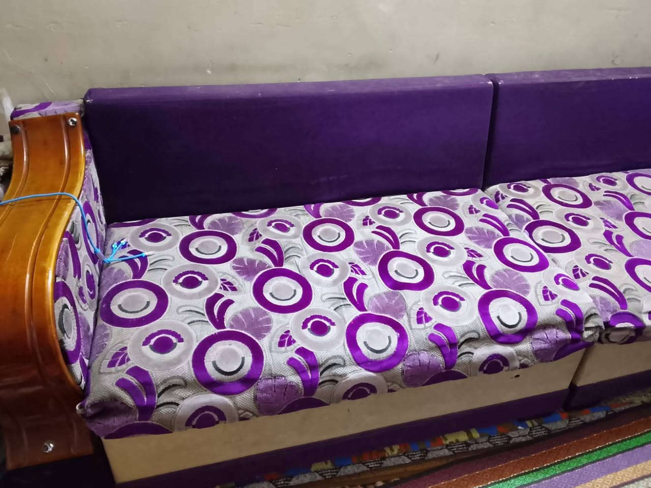 لسلام عليكم تخم للبيع للامانه بس خشب تعبان يعني بيش ما جان ابيعه *********** العنوان الامين الثانيه سوق الشهداء
